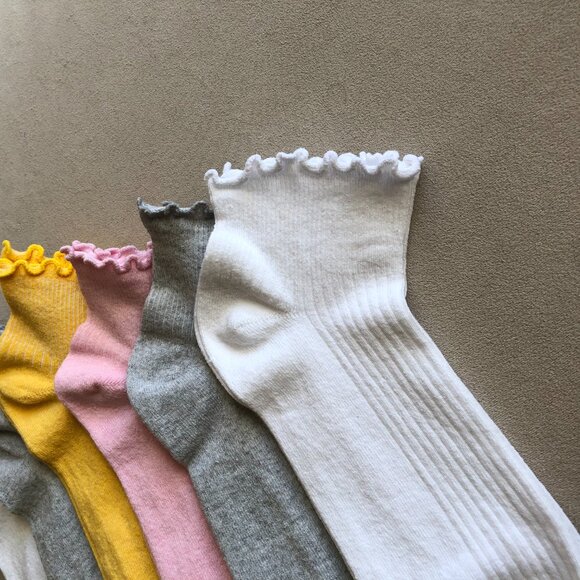 6 Pairs New Womens Socks Short Low Cut Ankle Ruffle Socks for Women - Picture 10 of 10